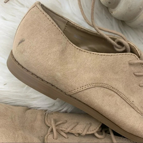 Women’s basic Forever 21 faux suede tan loafer 8 - Picture 7 of 7